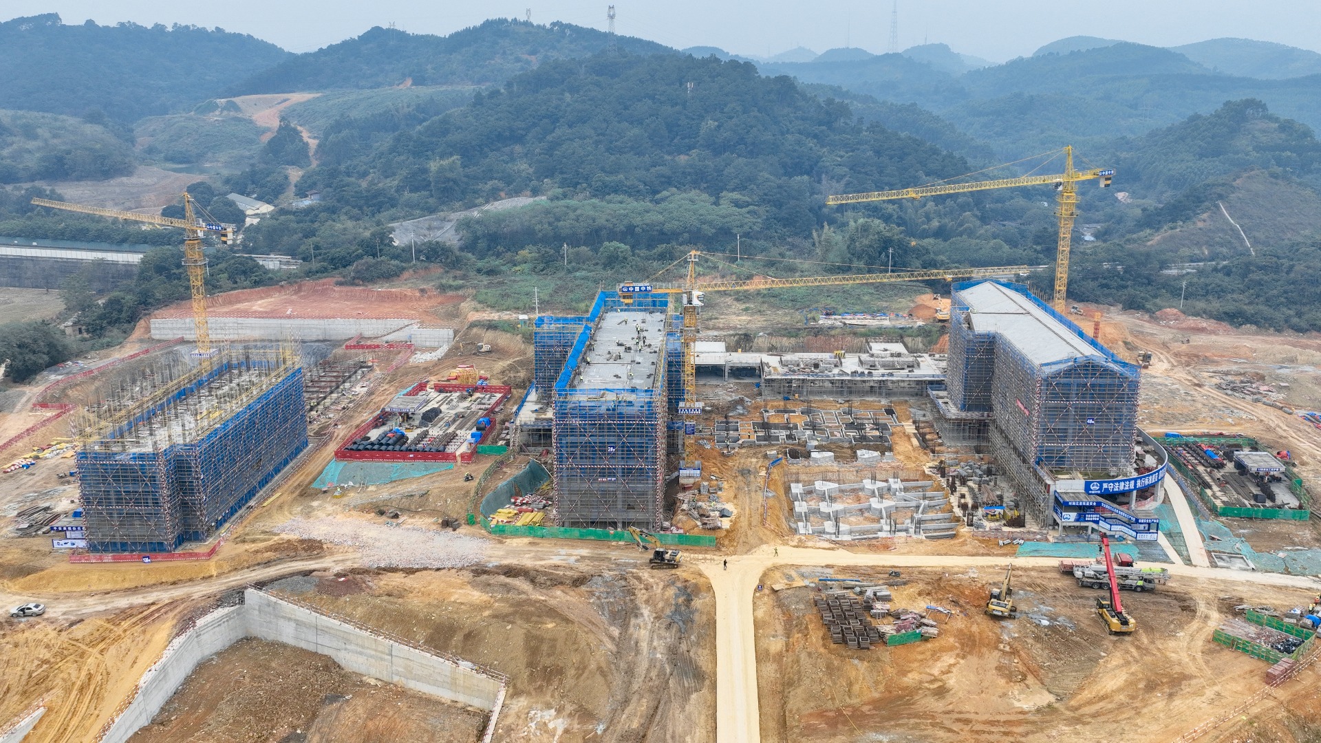 龍景六小、十二中_副本